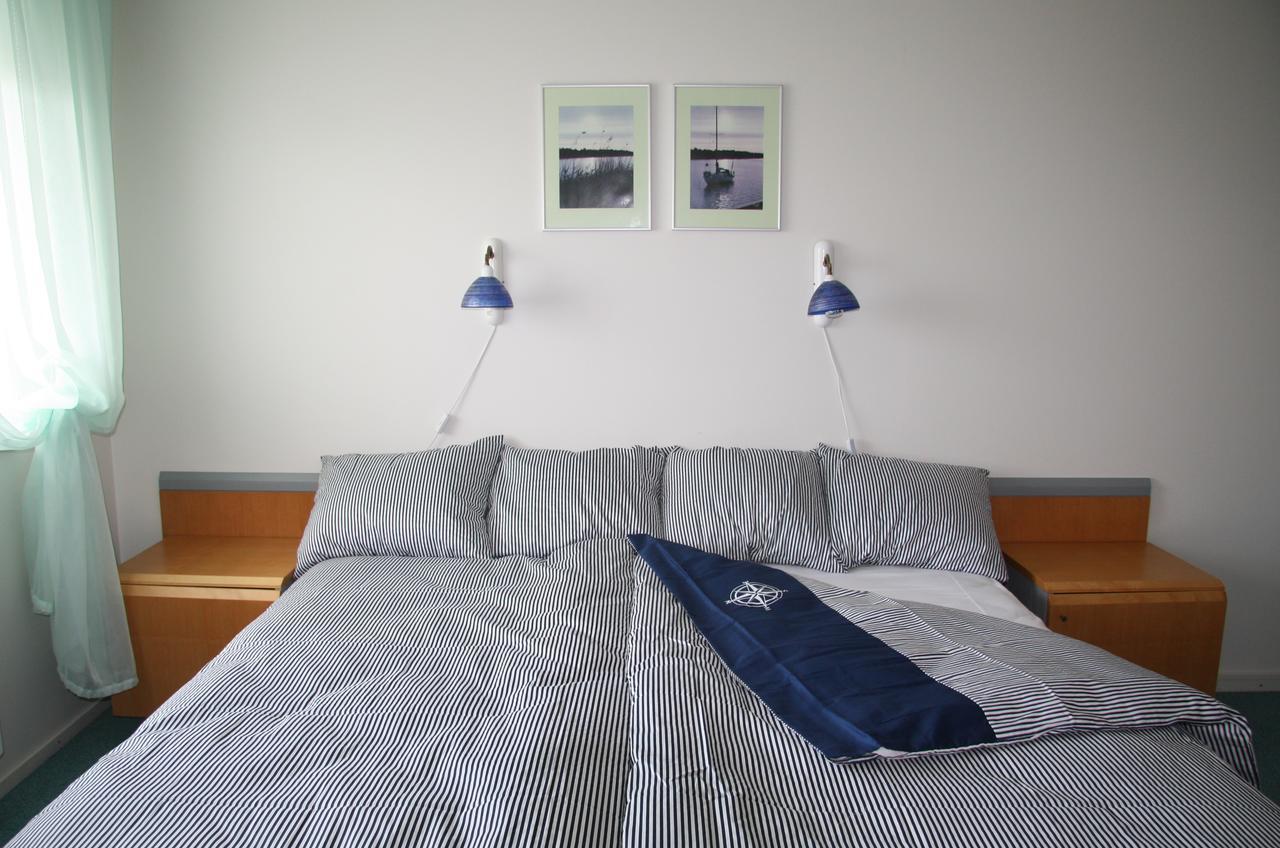Heltermaa Hostel Extérieur photo